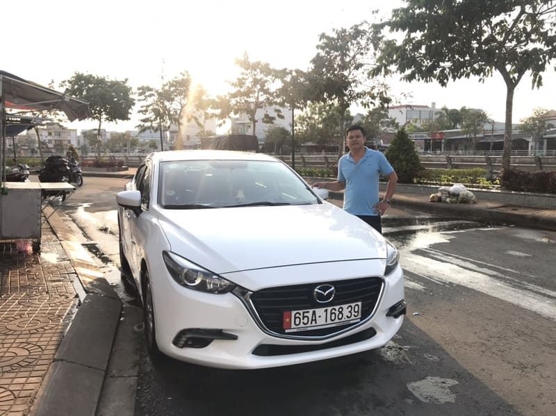 Xe 4 chỗ đời mới phù hợp cho gia đình nhỏ hoặc khách cá nhân